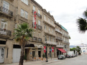 Отель Hotel Compostela Vigo  Виго